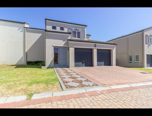 2 BEDROOM HOUSE FOR SALE IN AVALON ESTATE